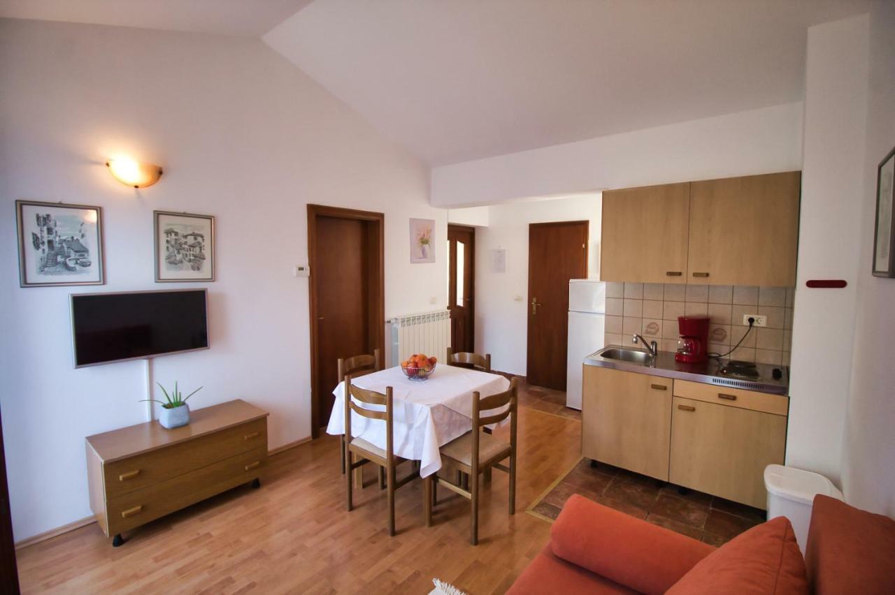 Apartments Si Rovinj Ngoại thất bức ảnh