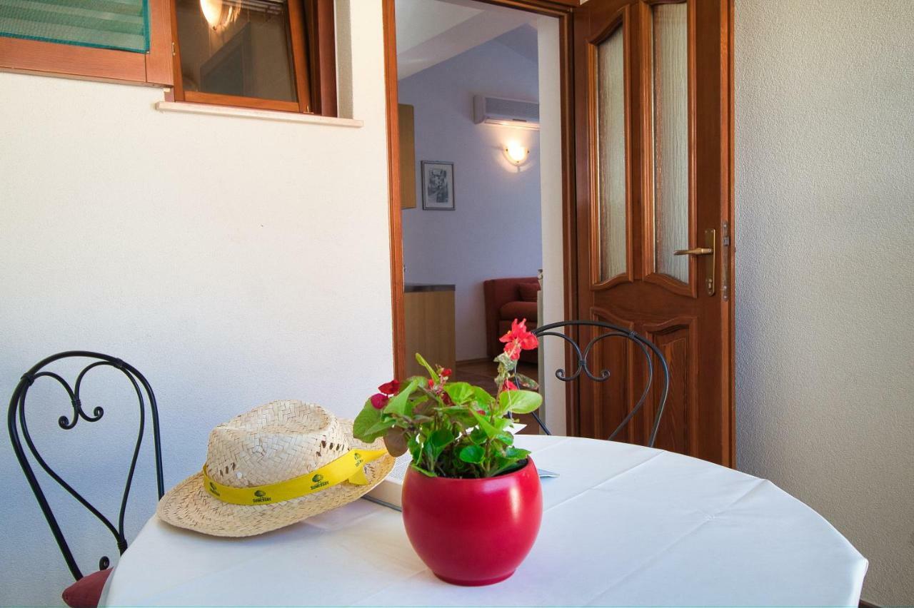 Apartments Si Rovinj Ngoại thất bức ảnh