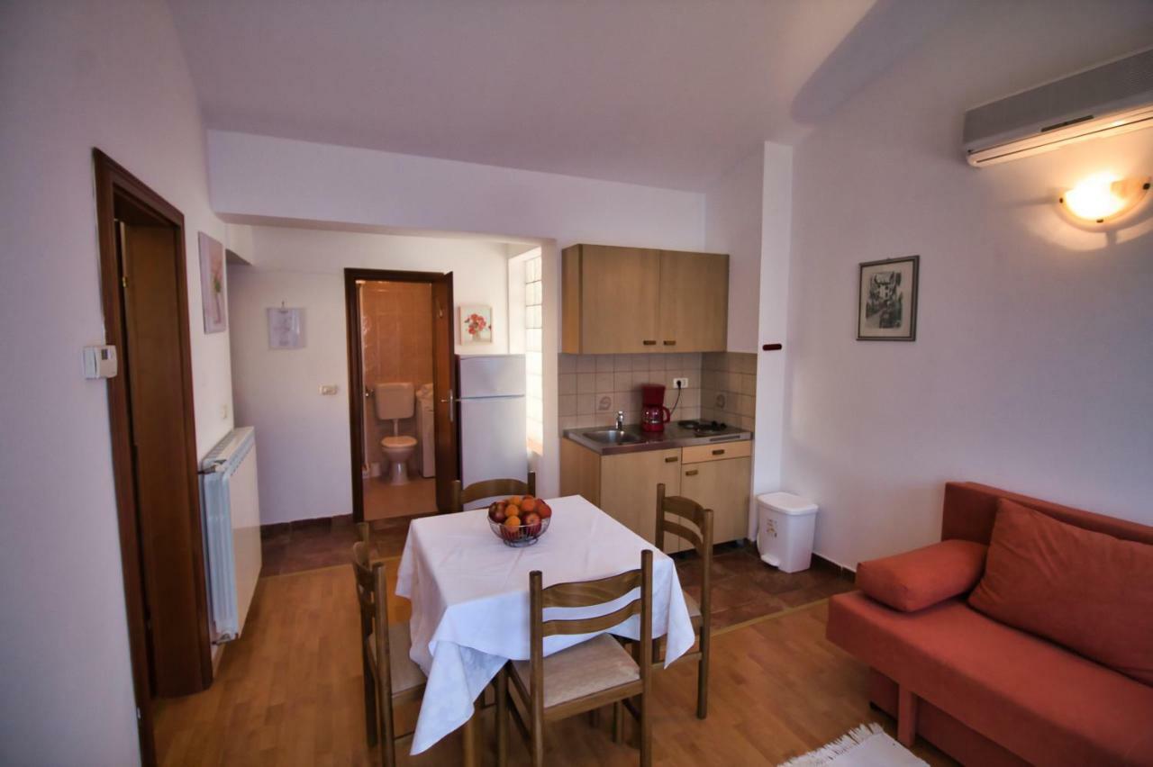 Apartments Si Rovinj Ngoại thất bức ảnh
