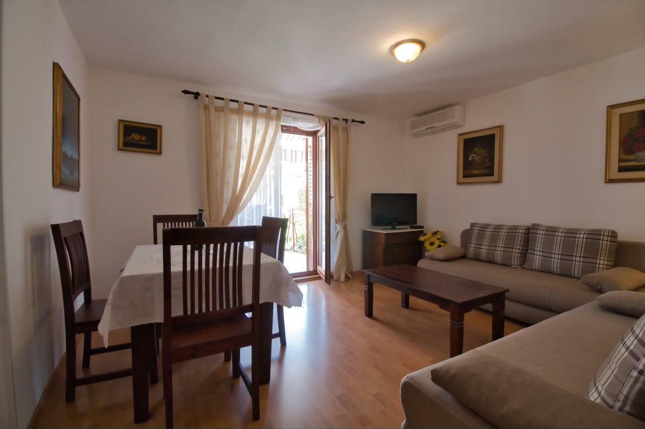 Apartments Si Rovinj Ngoại thất bức ảnh